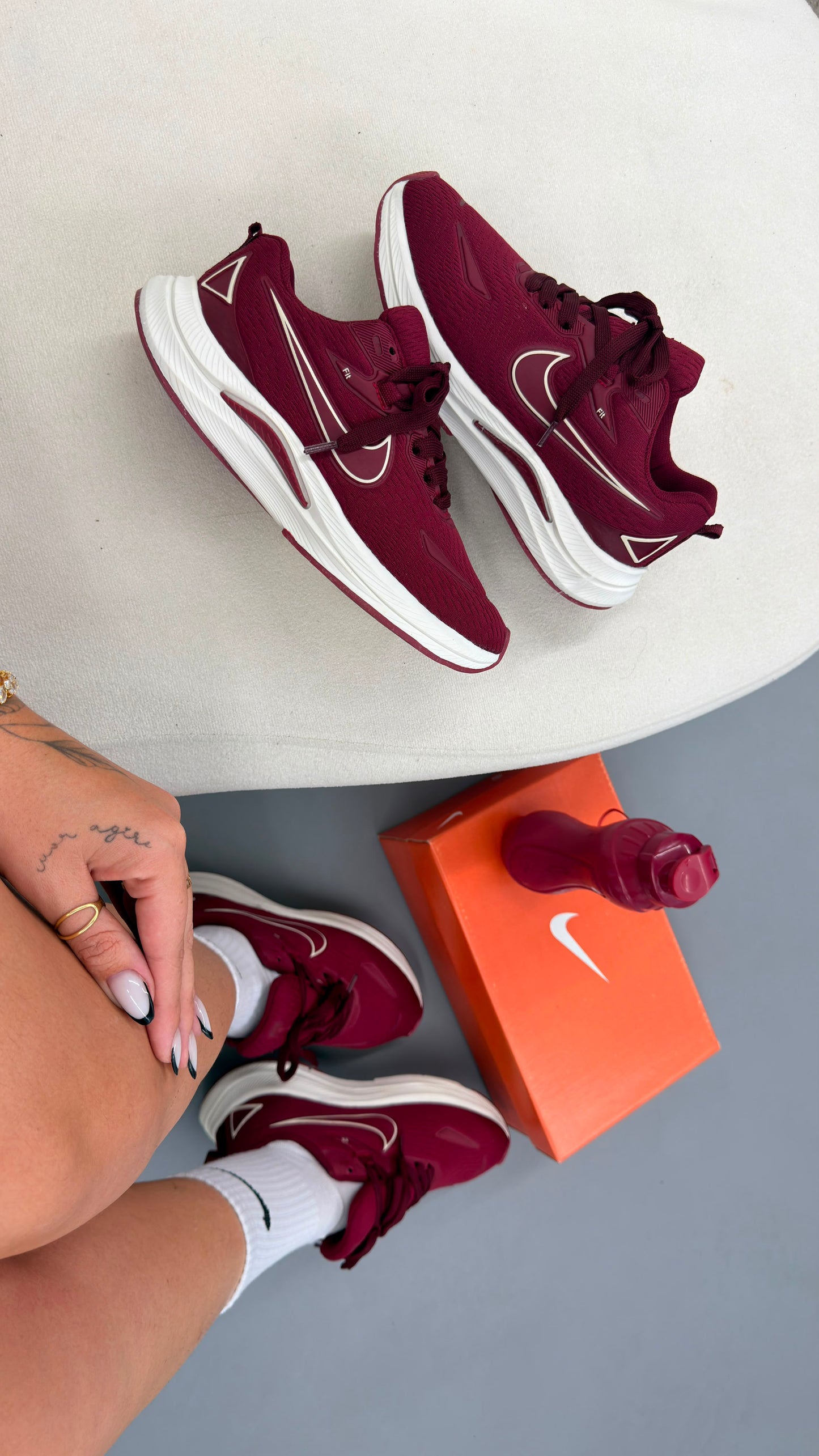 RUNING EST 1972 BORDO