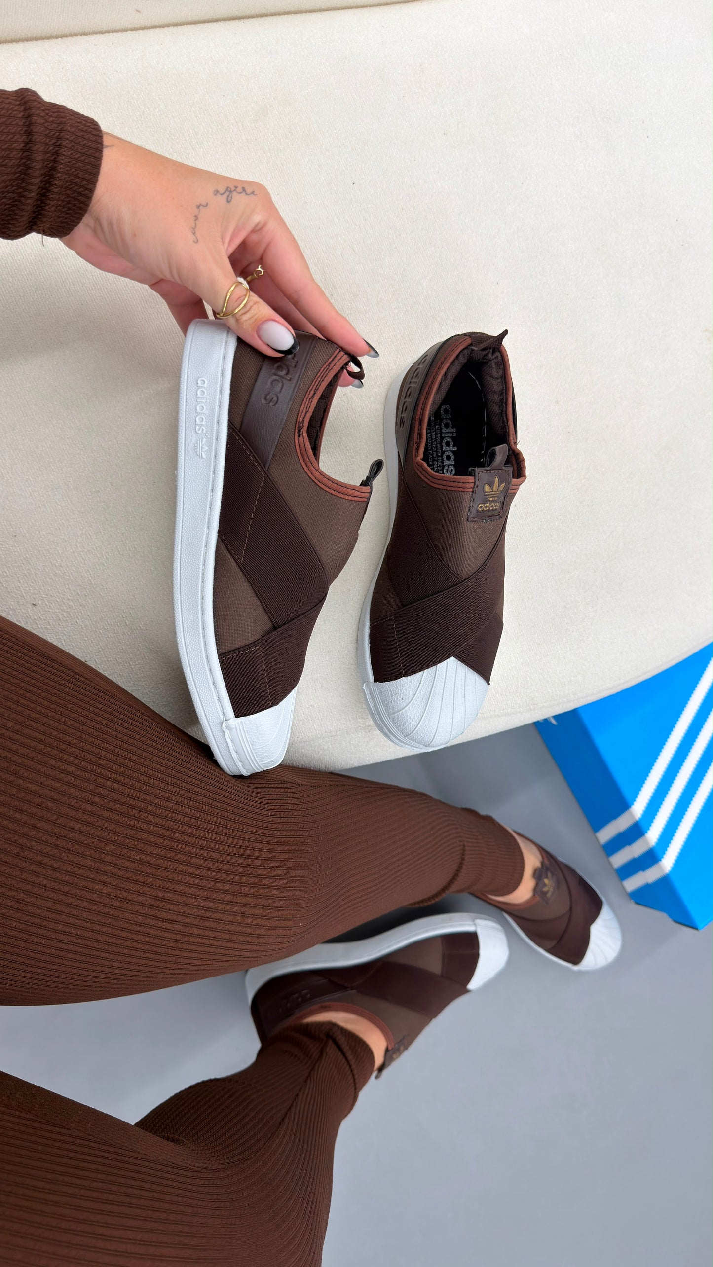 SLIP ON COFFE