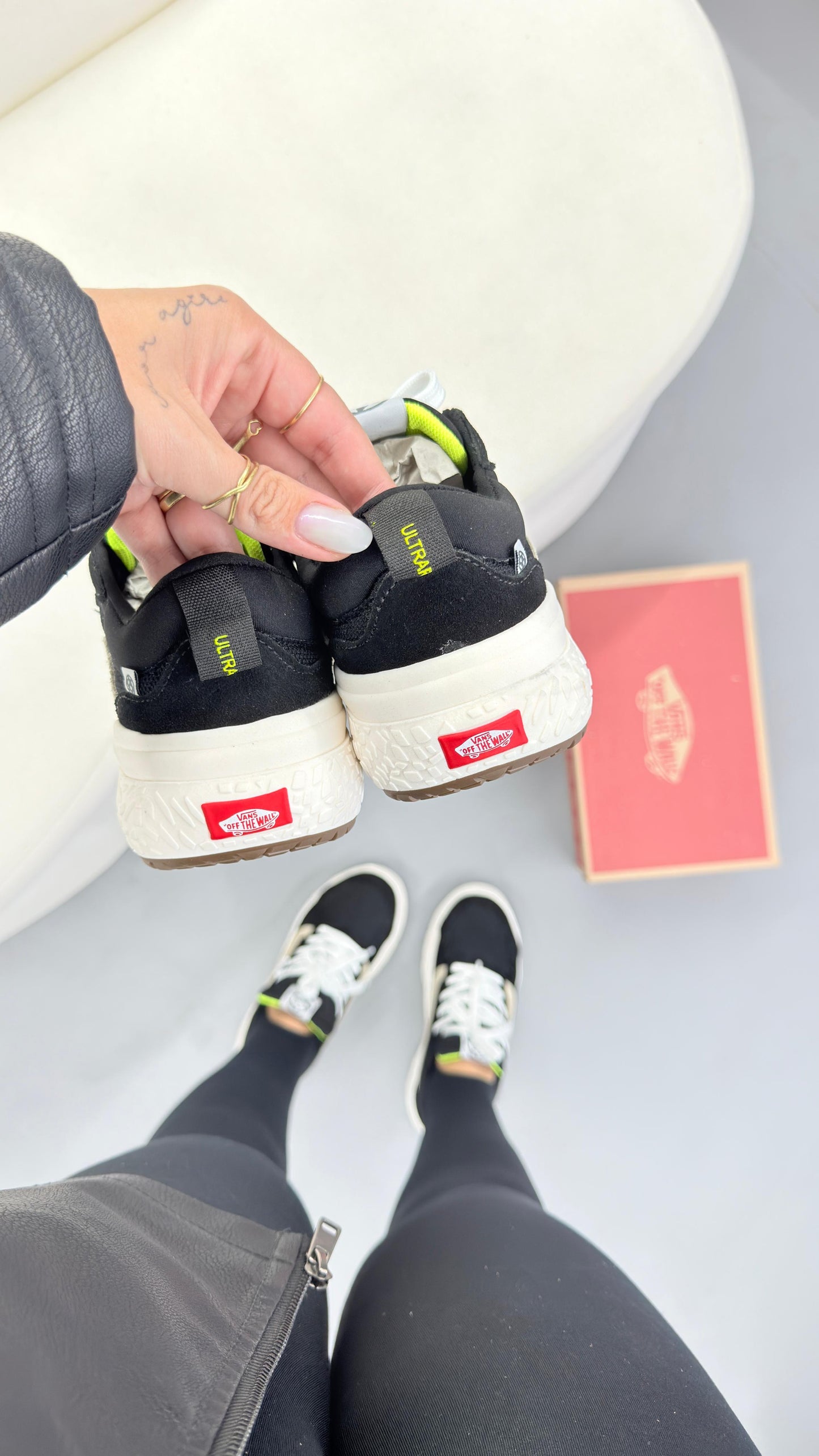 NEO ULTRARANGE PRETO/BRANCO