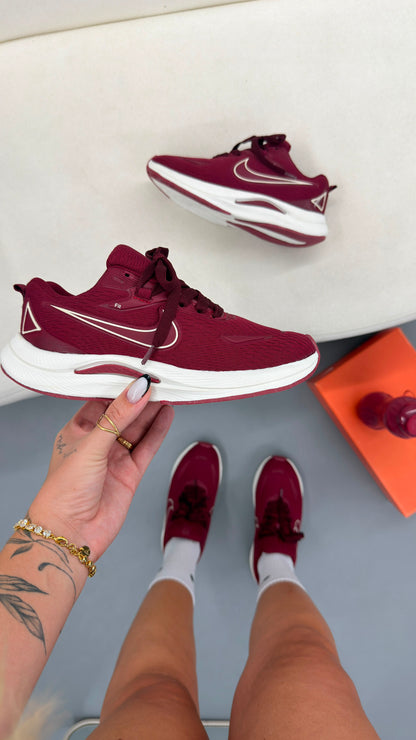 RUNING EST 1972 BORDO