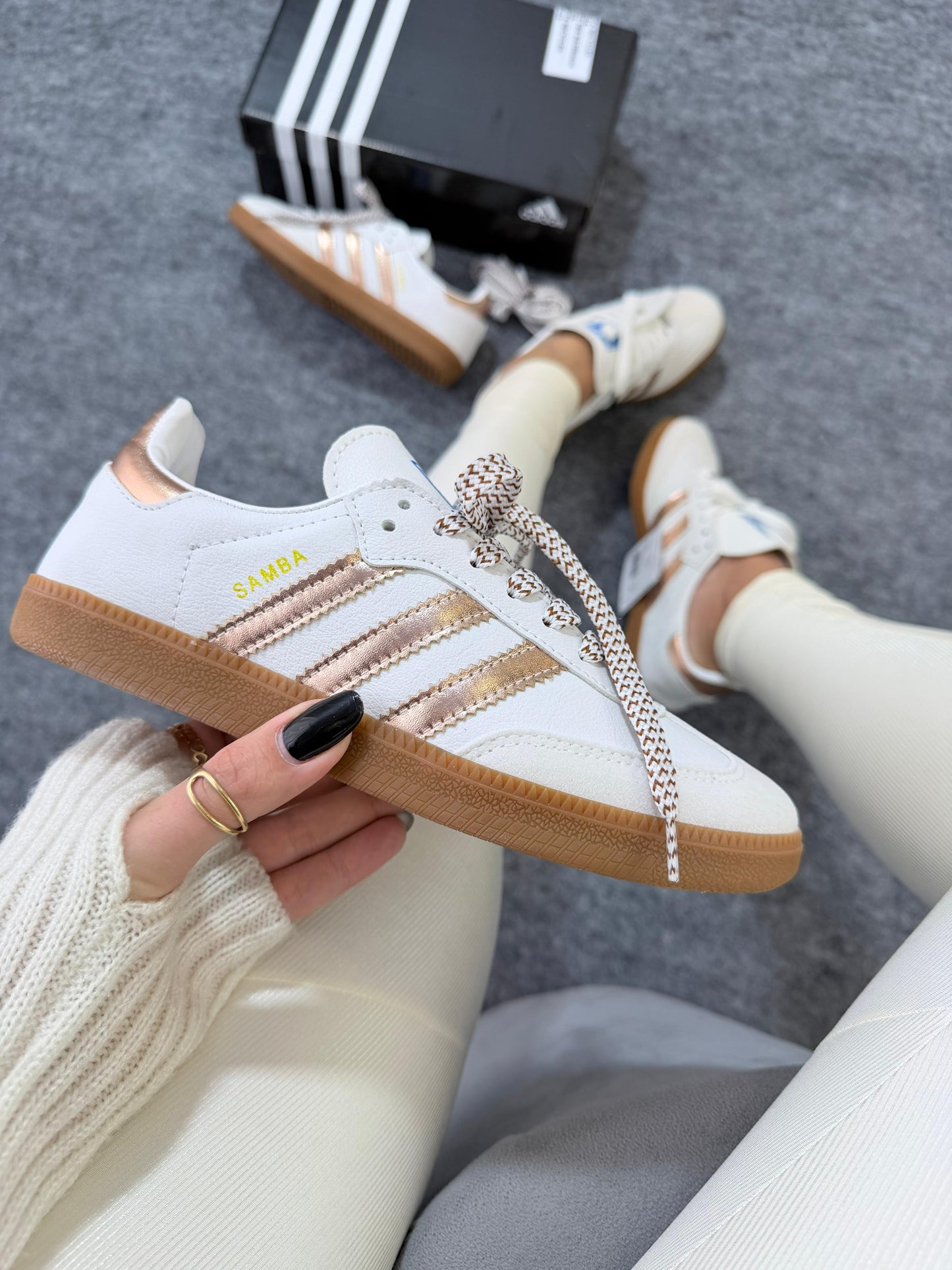 Tenis Samba linha prime branco|rose latex