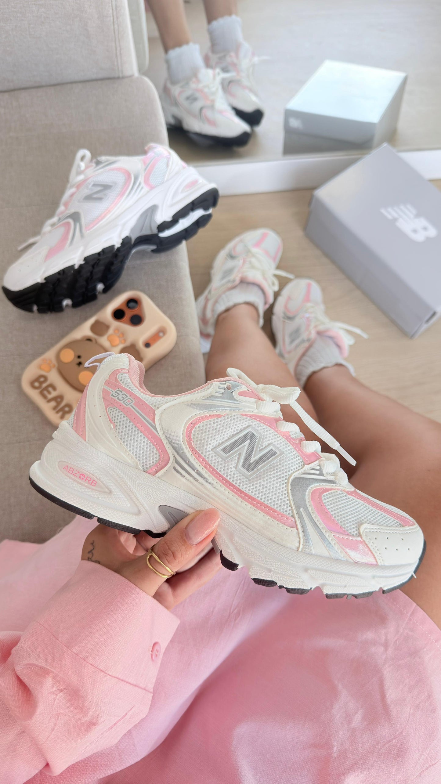 530 retro branco rosa