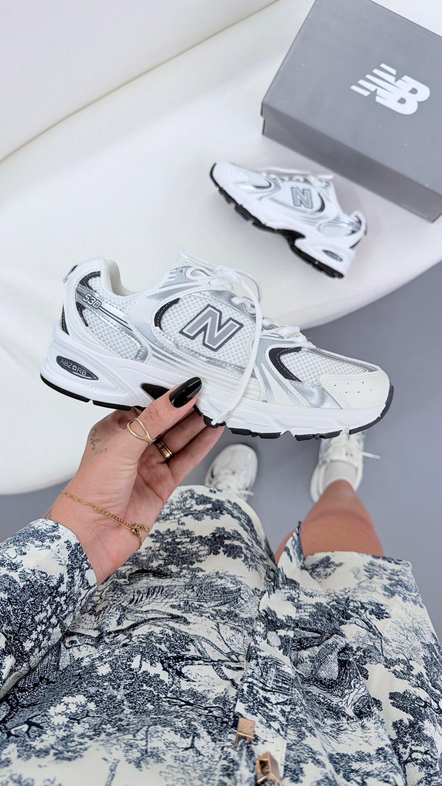 NB 530 LINHA LUXO BRANCO CHUMBO