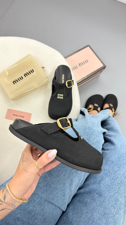 LANÇAMENTO 😍 Clogs Miu Miu (Cópia 2)