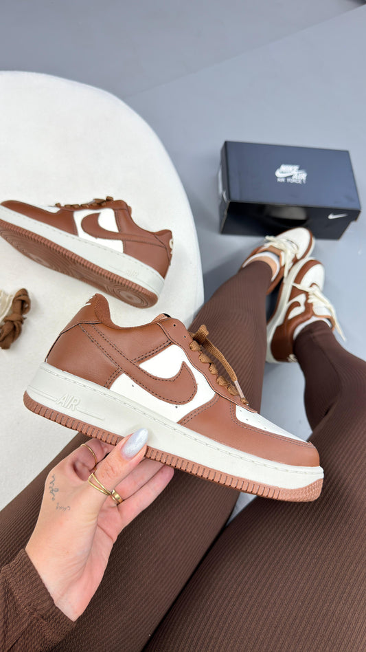 Air Force caramelo courino