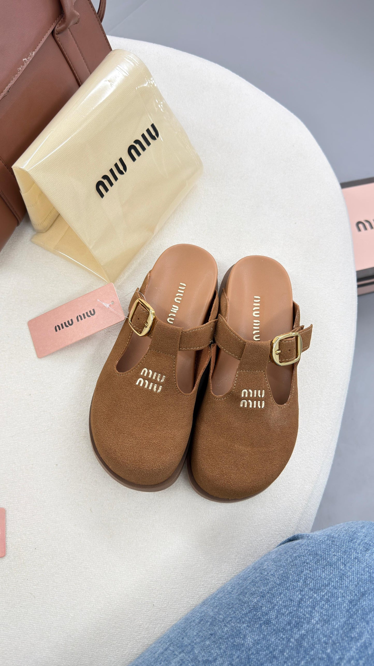 LANÇAMENTO 😍 Clogs Miu Miu